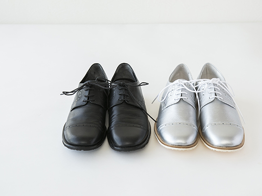 手放せない スニーカーより軽い革靴 スタイルコラム