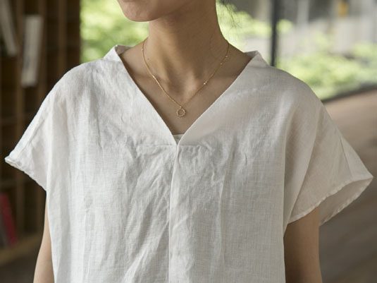 rolca_irishlinenVneckshirts (2)