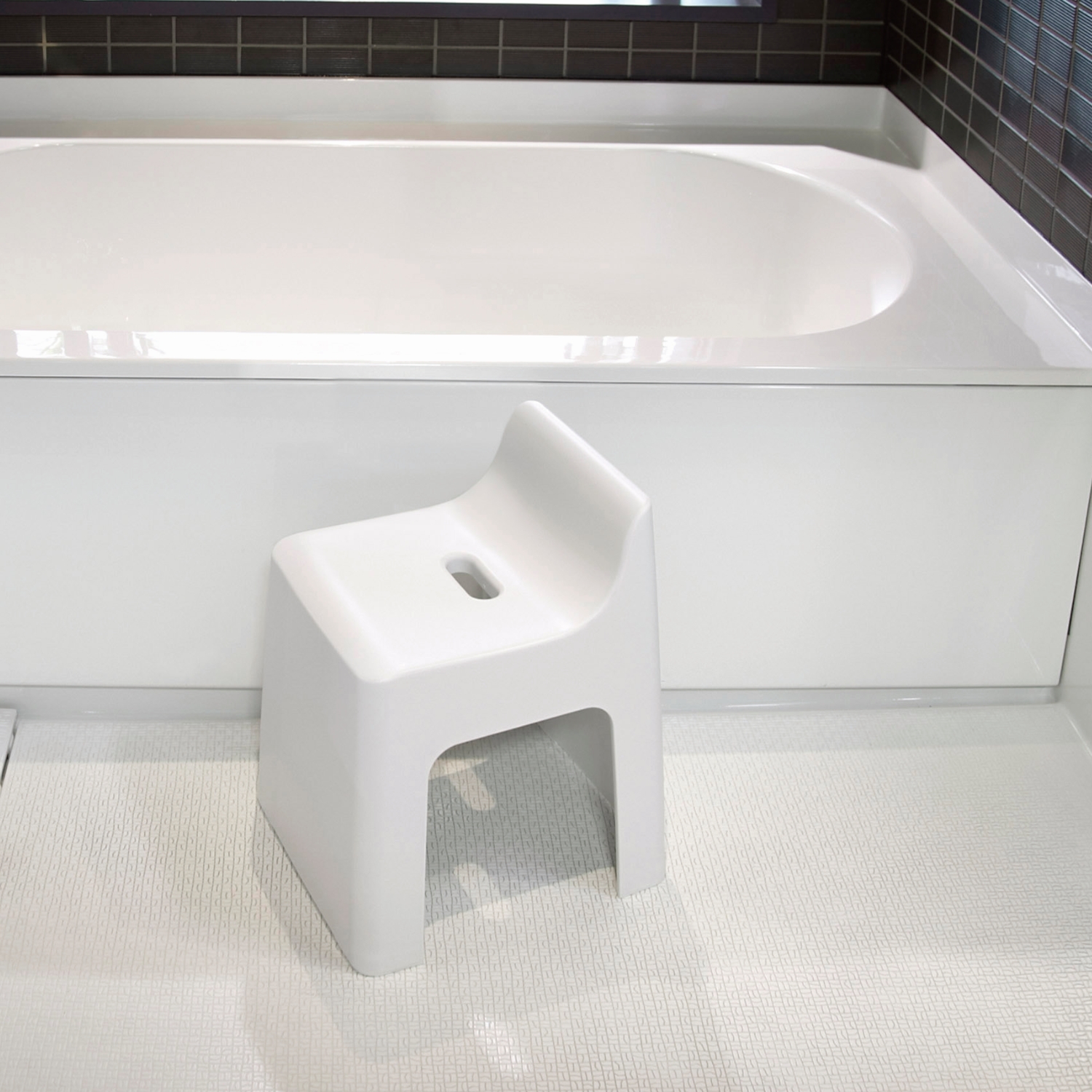 狭いバスルームをおしゃれで快適にするコツ 教えます スタイルコラム