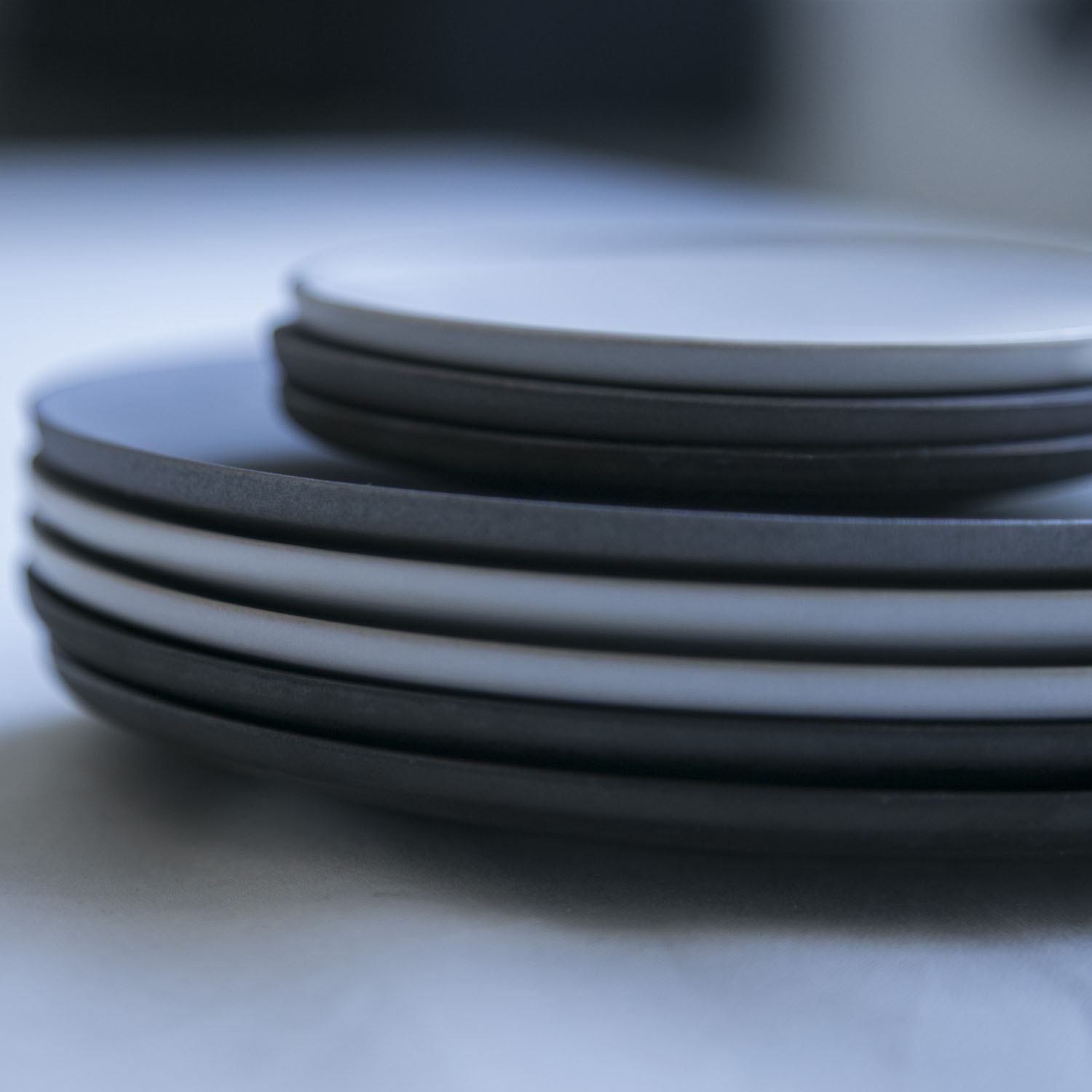 おしゃれなお皿で毎日のテーブルを美しく彩ろう スタイルコラム