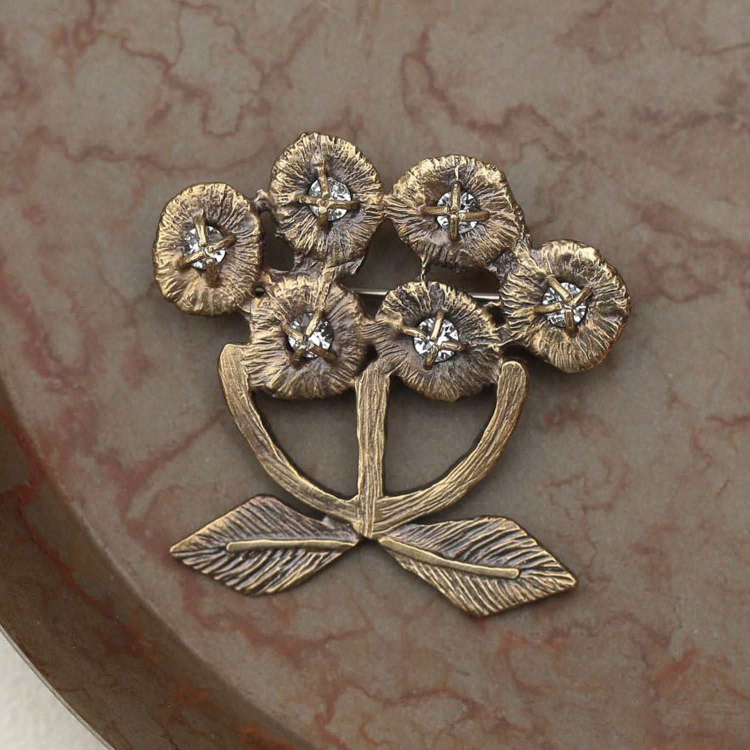 ずっとずっと使い続けたい真鍮のアクセサリー スタイルコラム