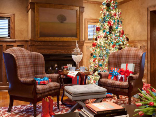 reading-nook-christmas-tree-decor